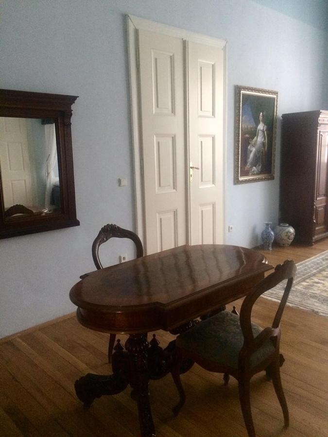 Althansky Palac Znojmo Luaran gambar